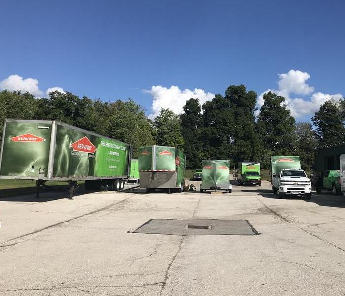 SERVPRO vehicles ready for disaster relief in barberton and norton. 